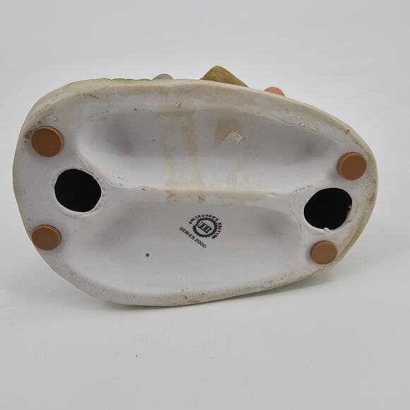 Vintage FEI Porcelain Bisque Elderly Couple Sharing a Moment Collector's Edition - Picture 5 of 8